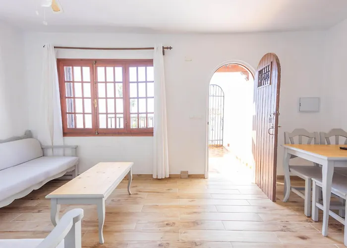 Gardens 2 Apartment Son Bou